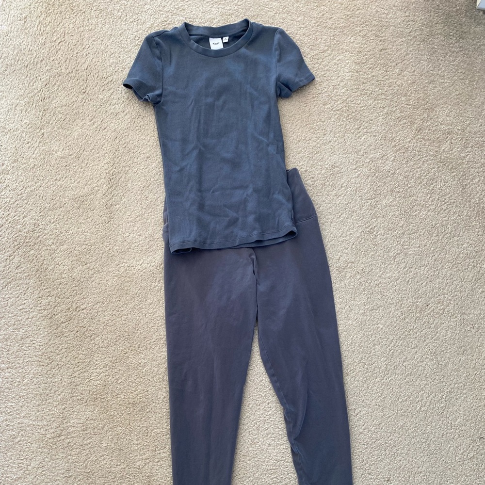 Blue/Grey Aritzia set